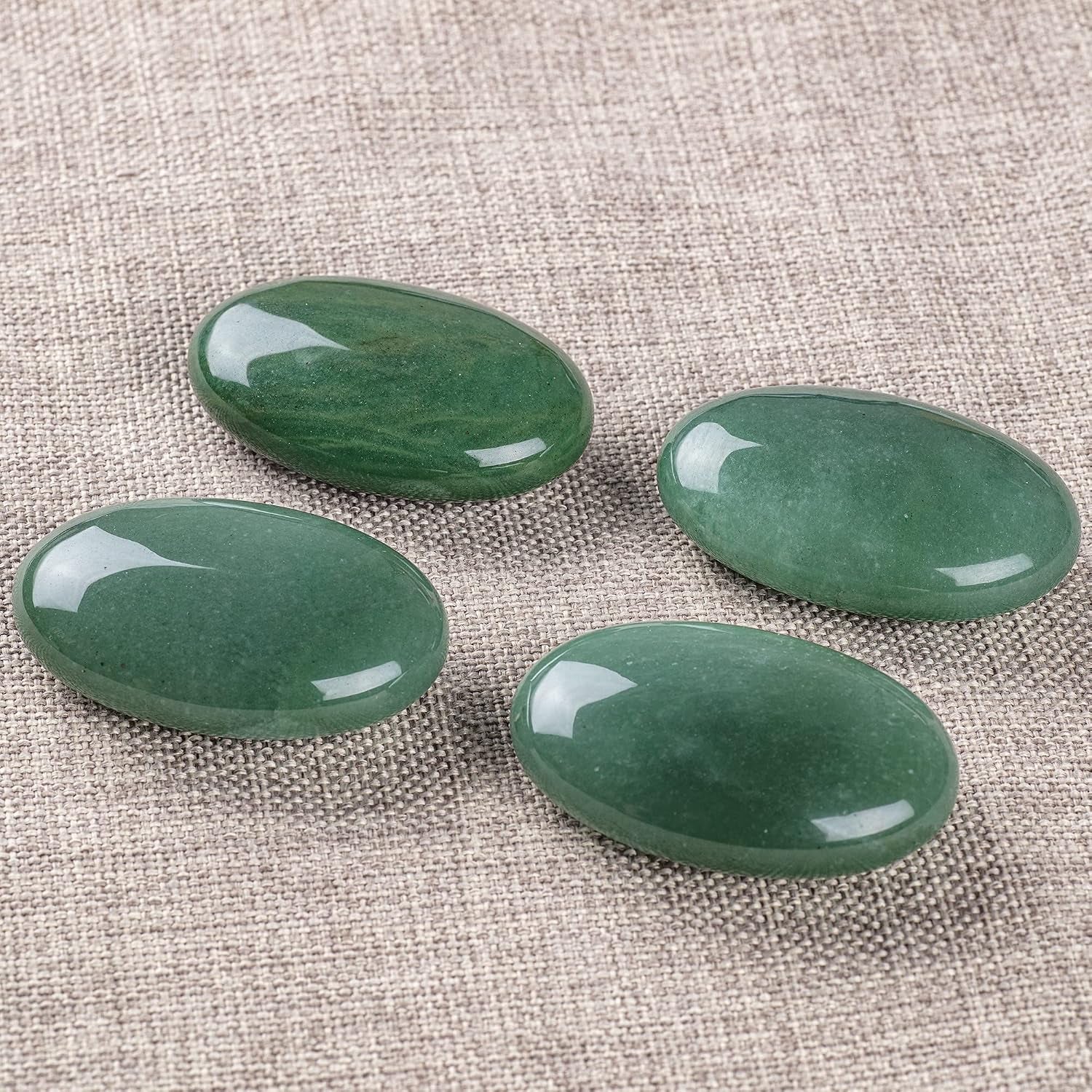 Green Aventurine Palm Stone Crystal Natural Chakra Therapy Polished Healing Crystal Oval Pocket Gemstone for Anxiety Stress Relief